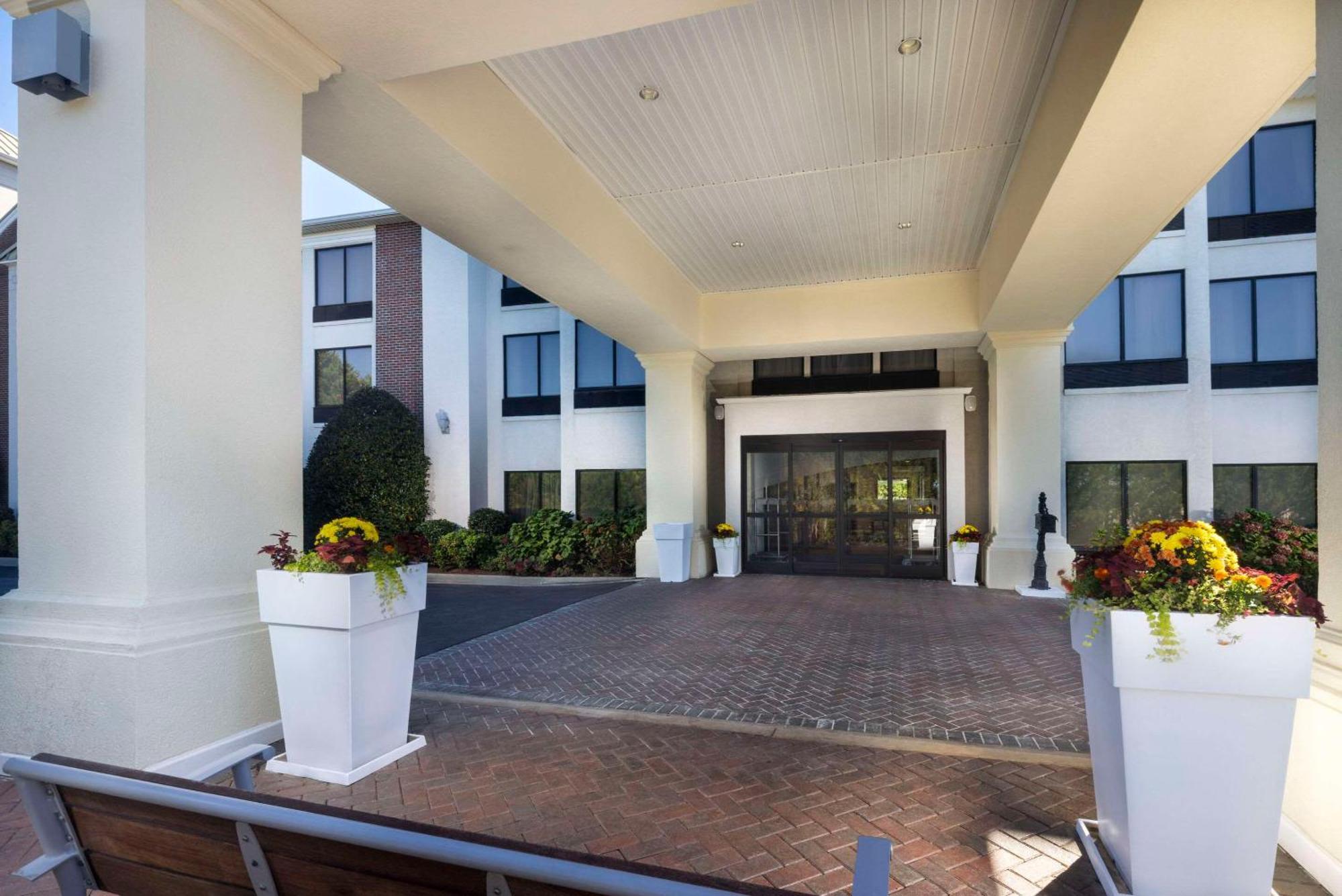 Comfort Inn & Suites Dahlonega University Area Exterior foto